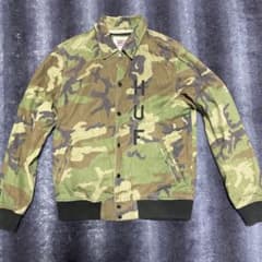 HUF 迷彩ジャケット　即購入OKのサムネイル