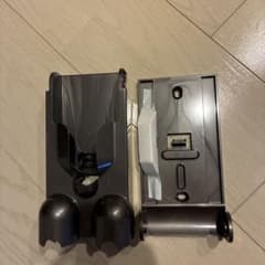 ダイソンsv18 掃除機用壁掛けスタンドのサムネイル