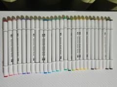 イラスト用 アルコールマーカー 27本セット　ダイソー　100均　セリアのサムネイル
