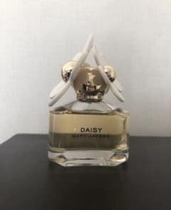 MARC JACOBS DAISY50ミリのサムネイル