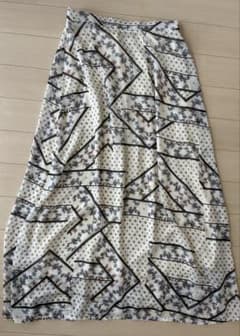 メランクルージュ　ロングスカートのサムネイル