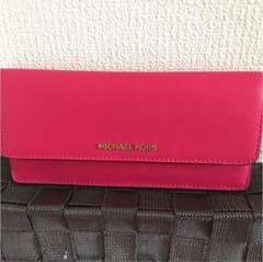 マイケルコース 長財布のサムネイル