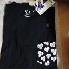 UNIQLO KAWS UT ポケットTシャツ ブラック Lサイズのサムネイル