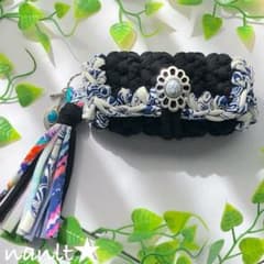 ズパゲッティ タッセルキーケース ホワイトフラワーのサムネイル
