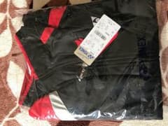 YONEXウィンドブレーカーのサムネイル