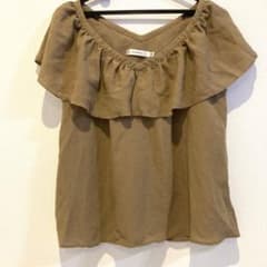 moussy トップスのサムネイル