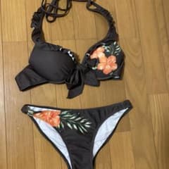 ビキニ　ハイビスカス柄のサムネイル