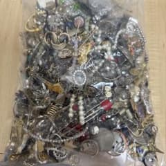 アクセサリーまとめ ジャンク イミテーション 未検品のサムネイル