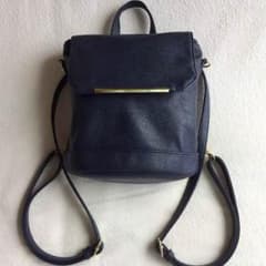 ネイビー 小さめ リュックのサムネイル