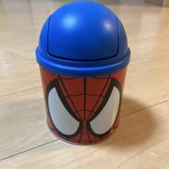 USJ 한정 스파이더 맨 탁상 쓰레기통
