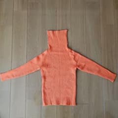 昭和レトロ　タートルネックセーターのサムネイル