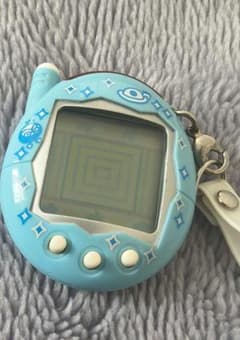 BANDAI 祝ケータイかいツー！たまごっちプラス みずいろのサムネイル