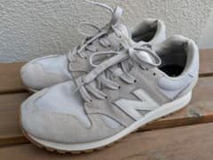 New Balance スニーカー ライトグレー 25.5cmのサムネイル