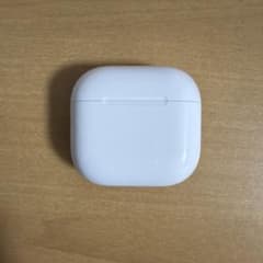 AirPods 第4世代　 ANC 充電ケースのみ Apple純正のサムネイル