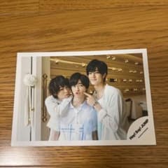 Hey!Say!JUMP 知念侑李　有岡大貴　中島裕翔　ハンガー 知念侑李 中島裕翔 有岡大貴 Hey! Say! JUMP 公式写真 618 - メルカリ