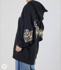 【RODEO CROWNS WIDE BOWL】ロゴアップリケルーズパーカーのサムネイル