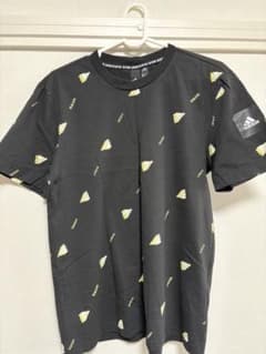 adidas プリント柄 Tシャツ 半袖 ブラックのサムネイル