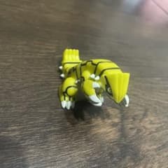 ポケモン 指人形 グラードン色違い - メルカリ