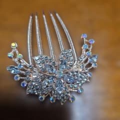 オーロラビジュー 髪飾り ヘアコームのサムネイル