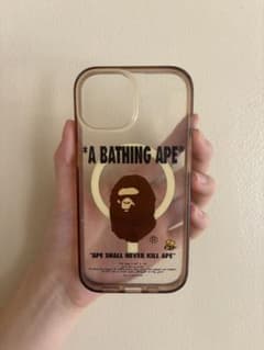 A BATHING APE iPhone 15 ケースのサムネイル