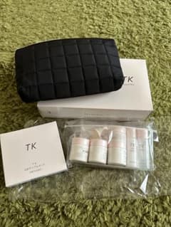 メナード　TK トラベルキット　6点サンプルセットのサムネイル