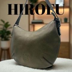 美品✨HIROFU ヒロフ　ショルダーバッグ　ロゴ　ハーフムーン　ユニセックス 美品✨HIROFU ヒロフ ショルダーバッグ ロゴ ハーフムーン ユニ