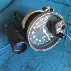 Sport comp auto meter.monster中古ジャンクのサムネイル