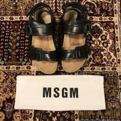 美品、付属完備！MSGM エムエスジーエム　レザーサンダルのサムネイル