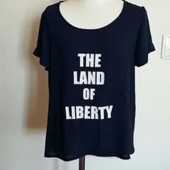 ローリーズファーム紺Tシャツのサムネイル