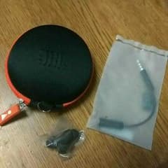 HTL23付属品イヤホンのサムネイル