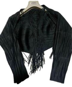 美品❤️プリーツプリーズ イッセイミヤケ フリンジボレロ - メルカリ