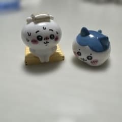【最終値下げ】びっくらたまご ちいかわ バスボム ハチワレ、ちいかわ2点セットのサムネイル