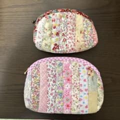 パッチワーク ポーチ 2個セット 花柄のサムネイル