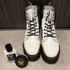 【美品/最終価格】Dr.MartensJADON白UK8（ケア用品2点付きのサムネイル