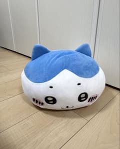 ちいかわ ハチワレ だららん BIG ぬいぐるみのサムネイル