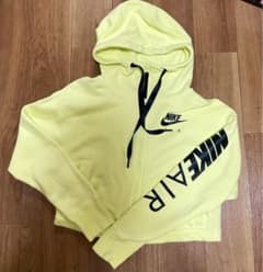 ナイキ(Nike)  クロップジャケットのサムネイル