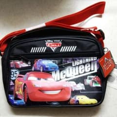 新品カーズ　ショルダーバッグ　幼稚園のサムネイル
