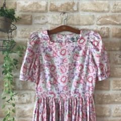 ローラアシュレイ　花柄ワンピース  ビンテージのサムネイル