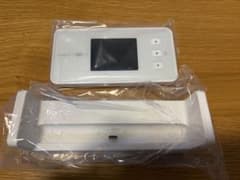 Speed Wi-Fi 5G X12 ホワイト 本体とスタンド - メルカリ