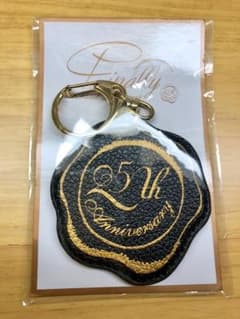 安室奈美恵 Finally キーホルダー ブラックのサムネイル