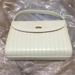 pierre cardin ピエールカルダン ハンドバッグのサムネイル