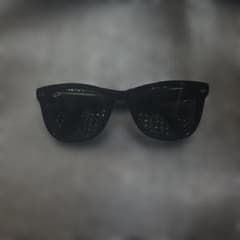 Ray-Ban ピンホールサングラス ブラック　ケース無しのサムネイル