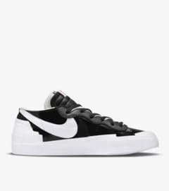 【はじおつさん専用】Nike x sacai Blazer Low 黒 28㎝のサムネイル