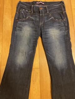 Levi's Lady Style ブーツカットデニムのサムネイル