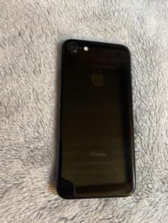 iPhone 7 Jet Black 128 GB SIMフリーのサムネイル