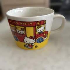 ハローキティ　ファミマ　マグカップのサムネイル