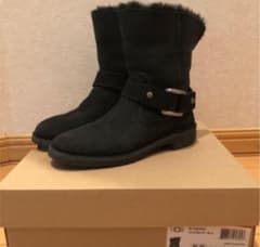 UGG ムートンブーツ　黒のサムネイル