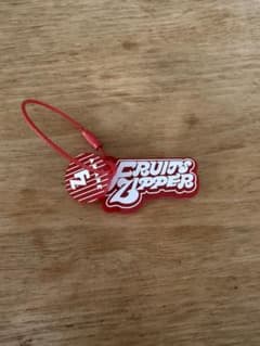 FRUITS ZIPPER 月足天音 LOGOアクリルキーホルダーのサムネイル