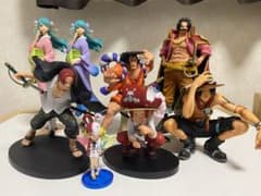 ヤン様　ワンピースフィギュア　8体セットのサムネイル