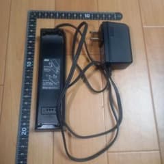 au 純正 急速充電対応 卓上ホルダ 充電器 YKL22PUAのサムネイル